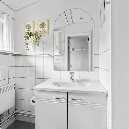 Casa vacanze Beautiful In With Kitchen