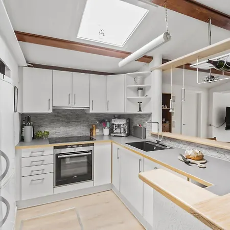 Casa vacanze Beautiful In With Kitchen Vejby