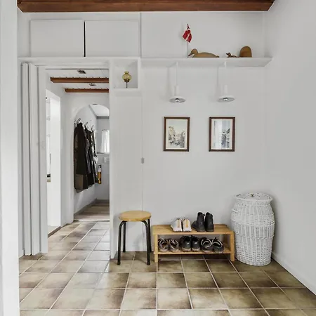 Casa vacanze Beautiful In With Kitchen