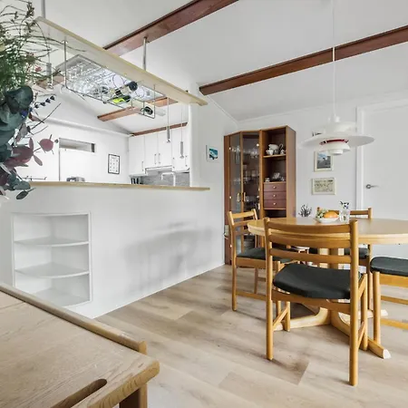 Beautiful In With Kitchen