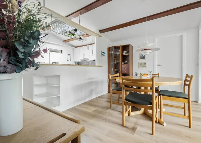 Beautiful In With Kitchen